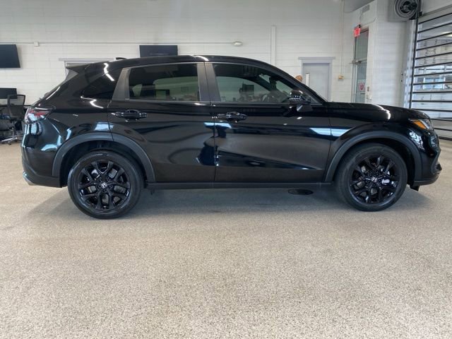Used 2024 Honda HR-V Sport image 4