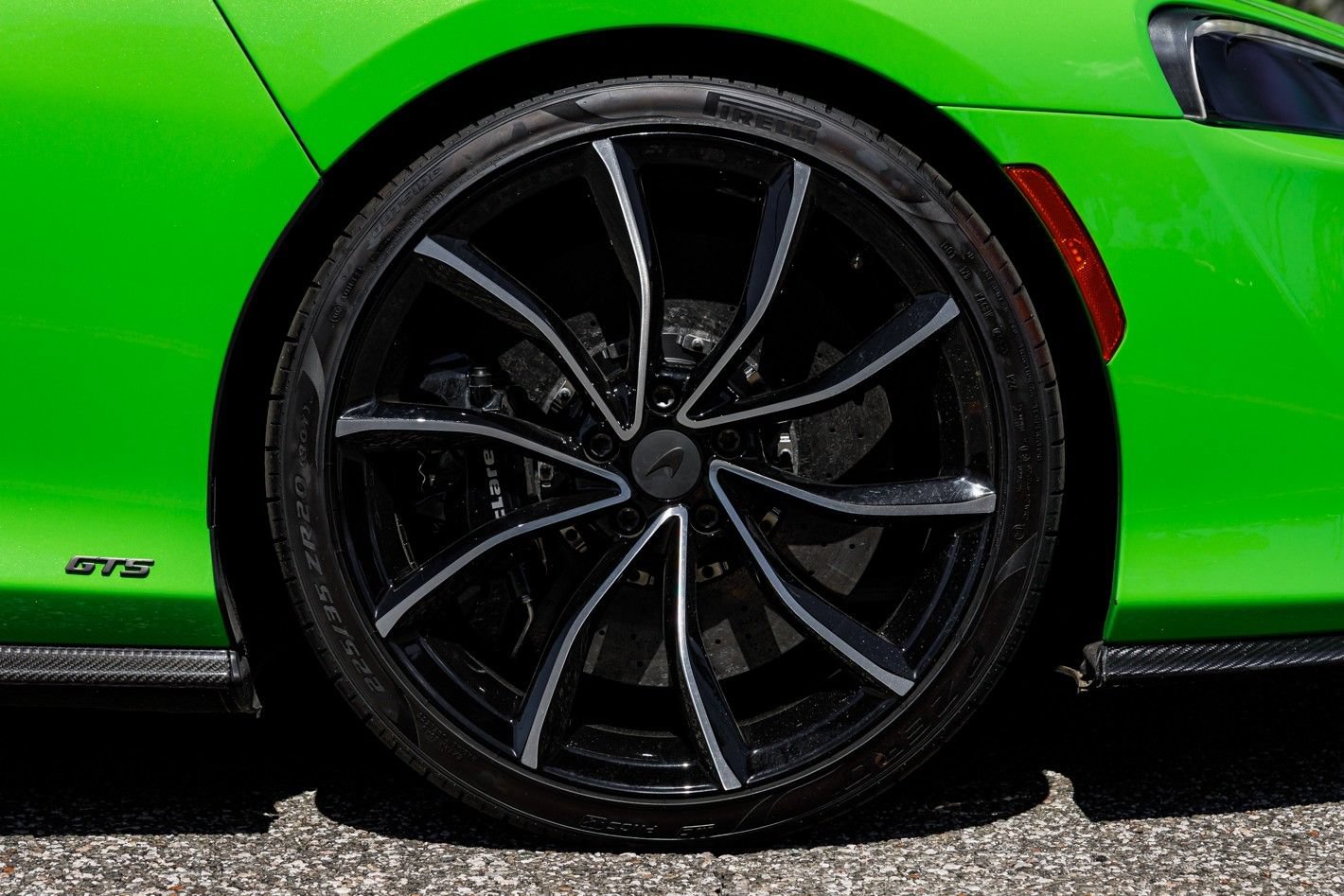 Used 2025 McLaren GTS RWD image 7