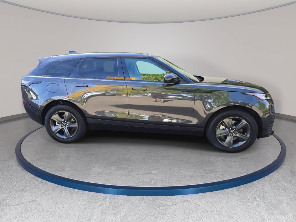 Used 2025 Land Rover Range Rover Velar Dynamic SE AWD/4WD image 5