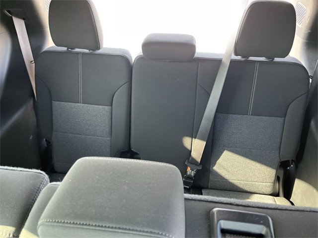 Used 2025 GMC Acadia Elevation image 22