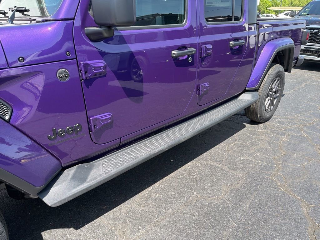 New 2026 Jeep Gladiator Sport AWD/4WD image 12