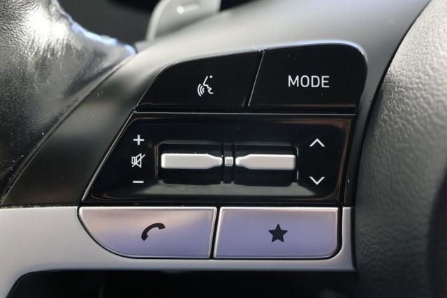 Certified 2024 Hyundai Tucson Limited AWD/4WD image 11