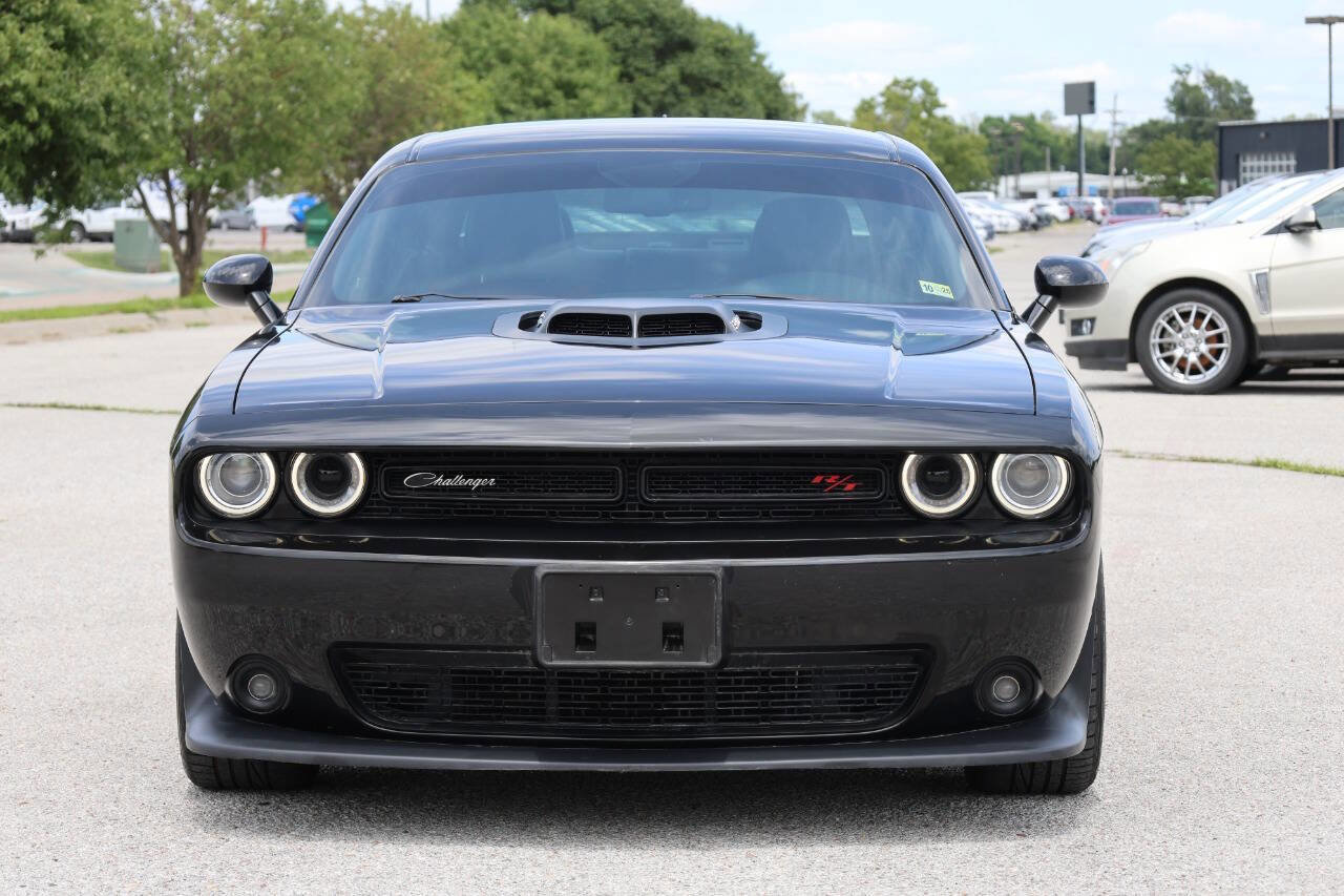 Used 2018 Dodge Challenger R/T Scat Pack image 2