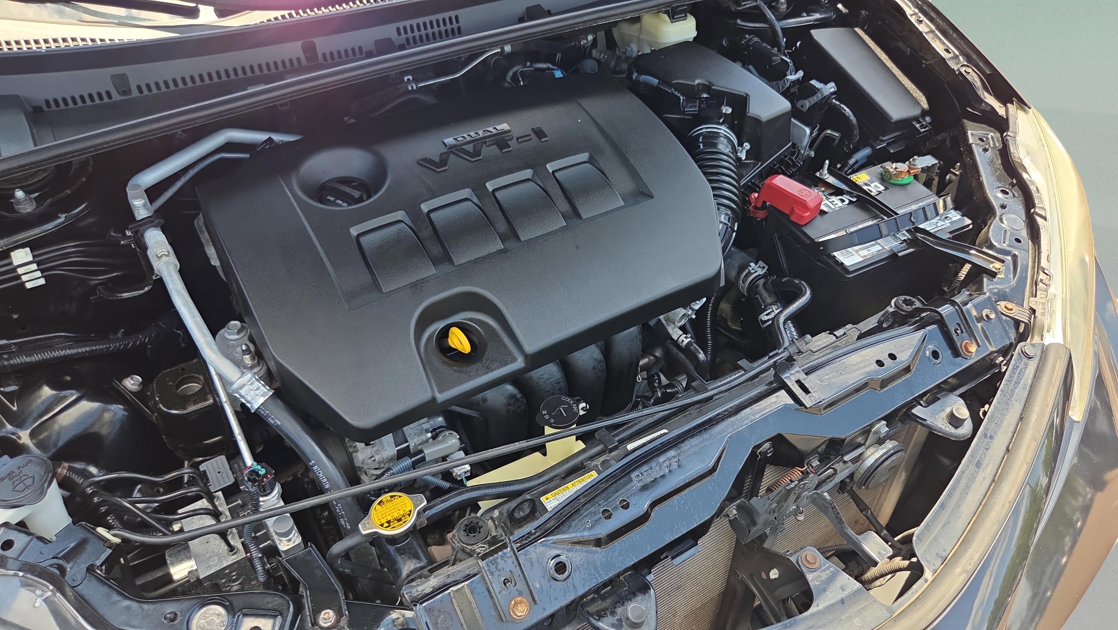 Used 2017 Toyota Corolla SE FWD image 14