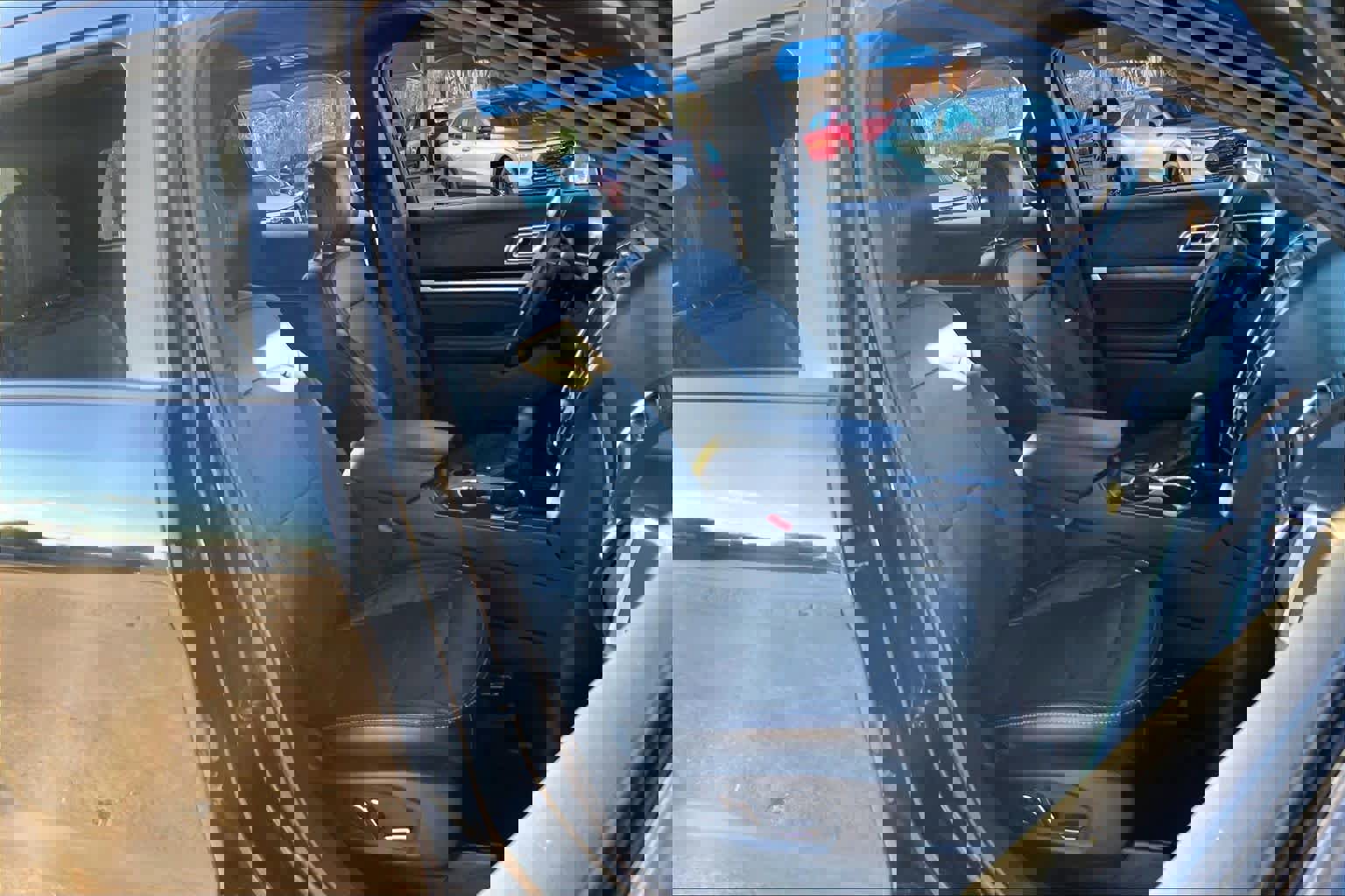 Used 2017 Ford Explorer Limited w/ Equipment Group 301A image 8