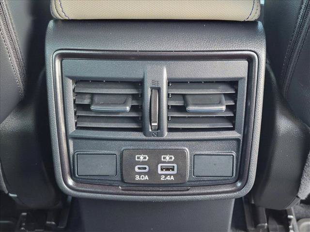 Used 2025 Subaru Forester Limited AWD/4WD image 16