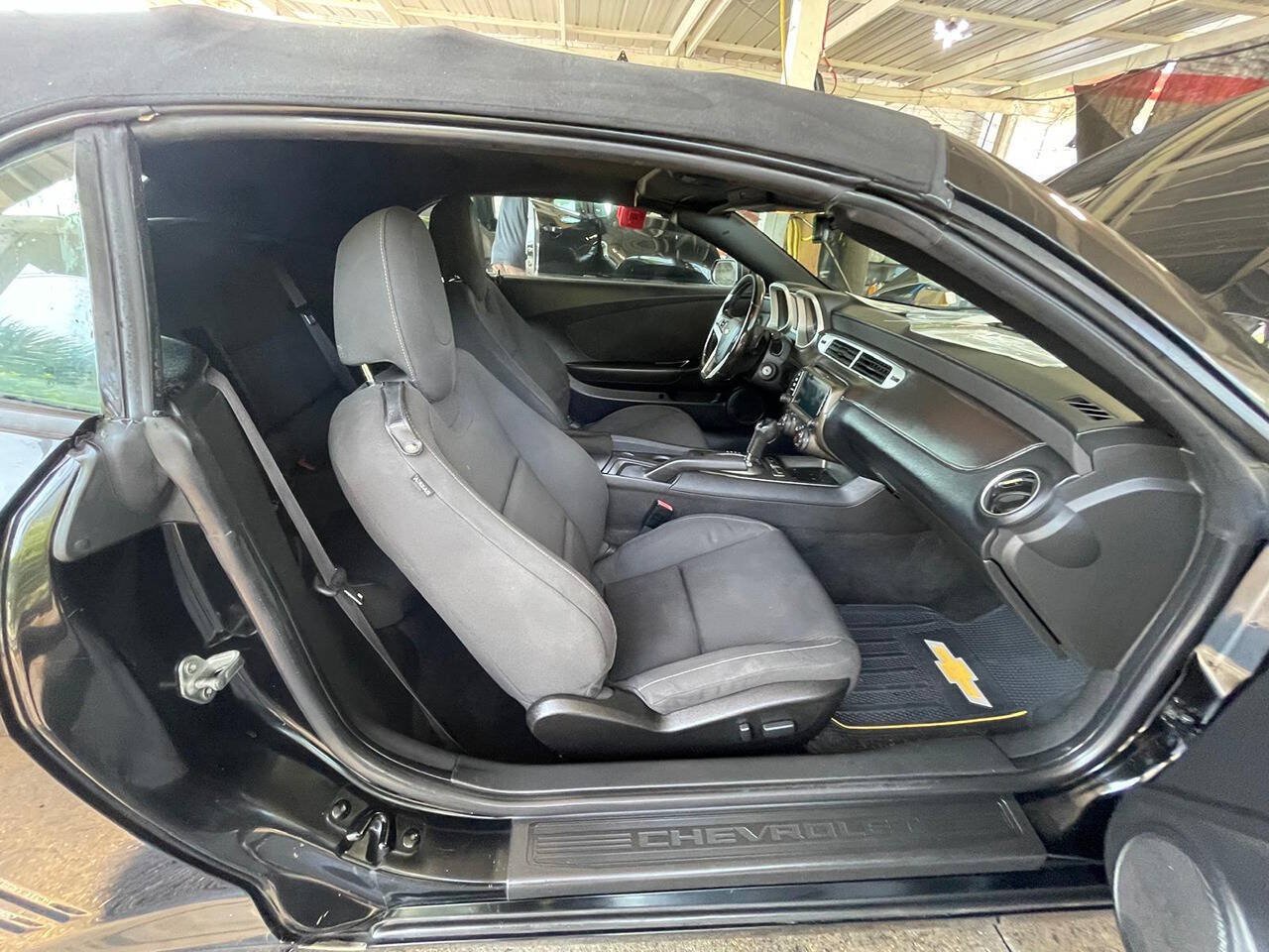 Used 2014 Chevrolet Camaro LT RWD image 15