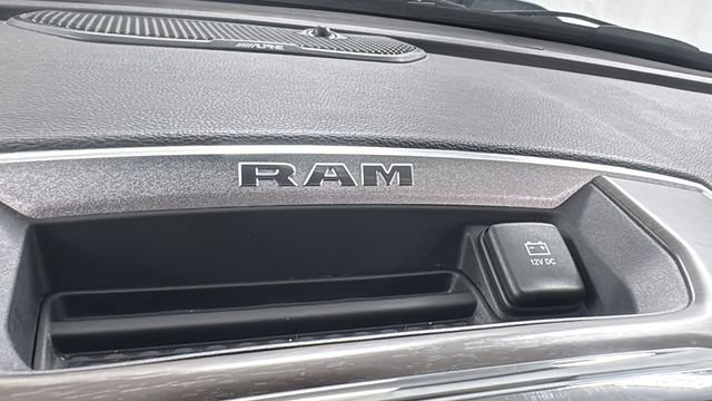 Used 2024 RAM 2500 Laramie image 32
