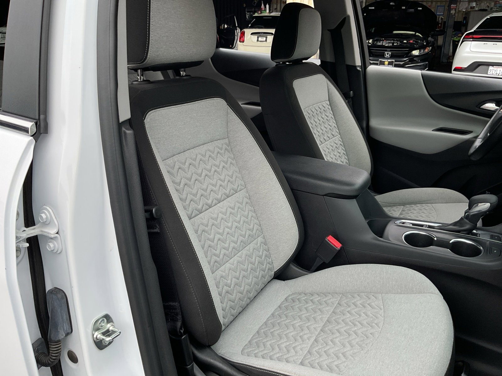 Used 2024 Chevrolet Equinox LT image 22