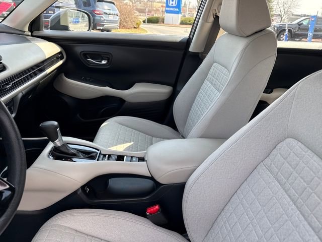 Certified 2023 Honda HR-V LX image 13