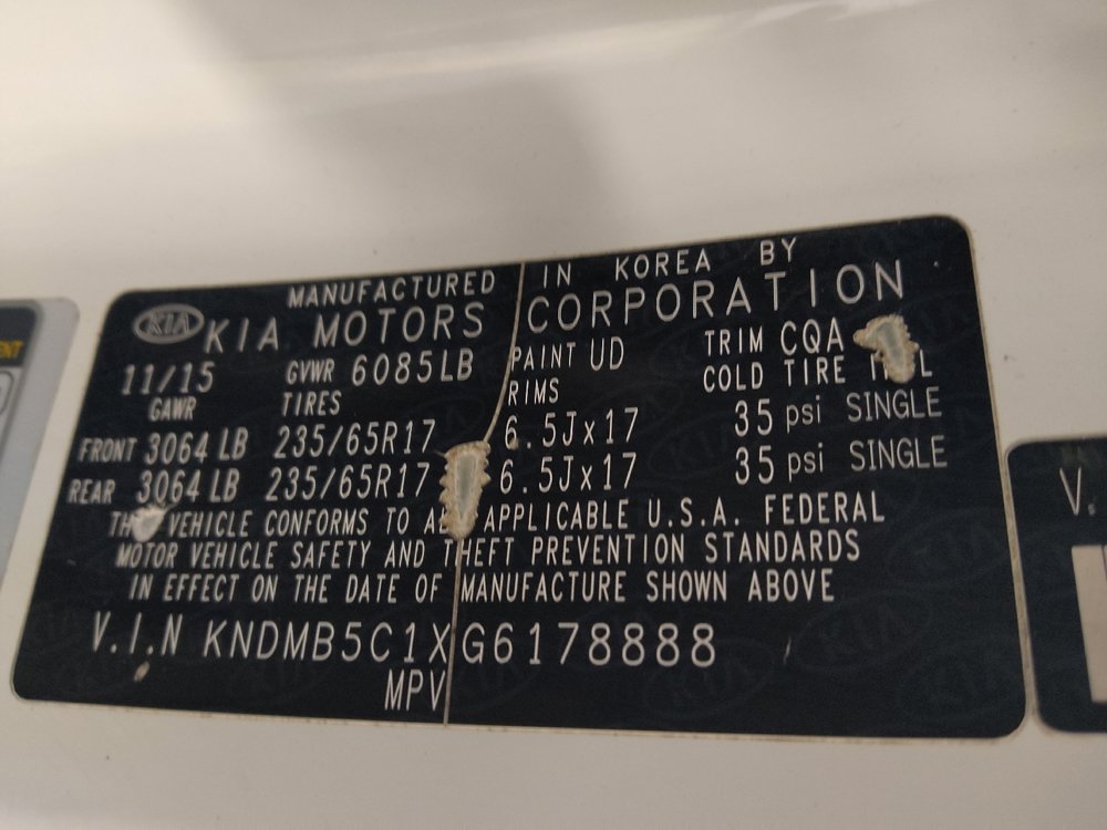 Used 2016 Kia Sedona LX w/ Option Group 020 FWD image 33