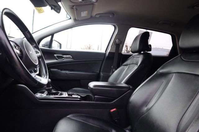 Certified 2024 Kia Sportage EX image 18