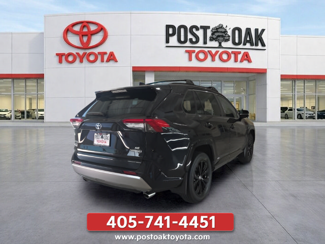 Used 2023 Toyota RAV4 SE AWD/4WD image 5