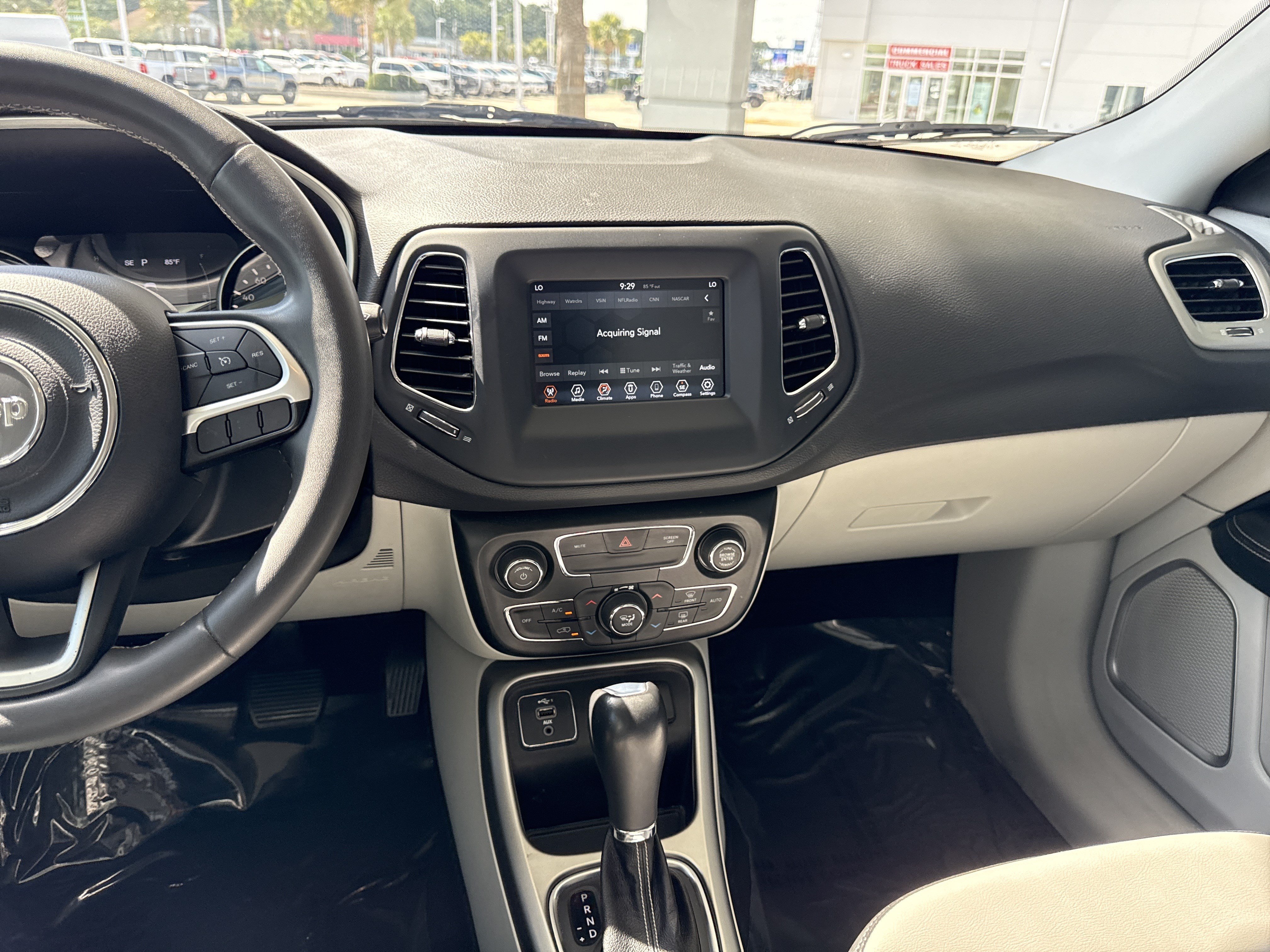 Used 2021 Jeep Compass Latitude FWD image 28