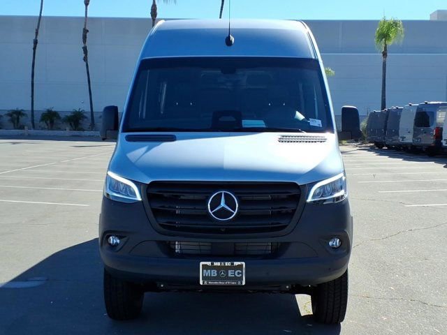 New 2026 Mercedes-Benz Sprinter 2500 video 2