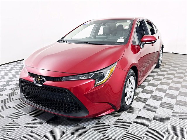 Used 2022 Toyota Corolla LE image 3