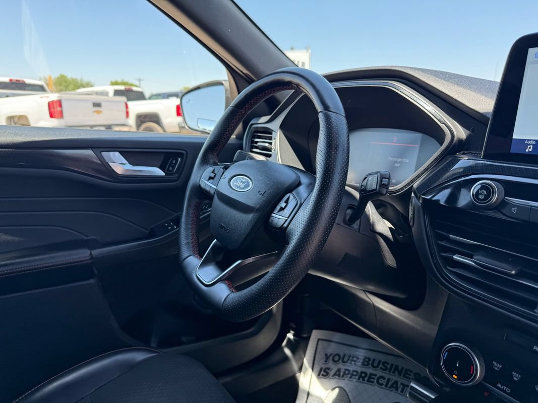 Used 2024 Ford Escape ST-Line Select AWD/4WD image 17
