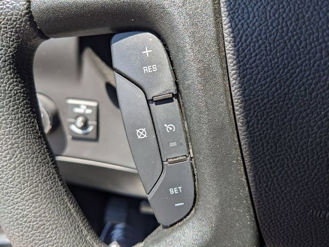 Used 2025 Chevrolet Express 3500 LT w/ LT Preferred Equipment Group RWD image 18