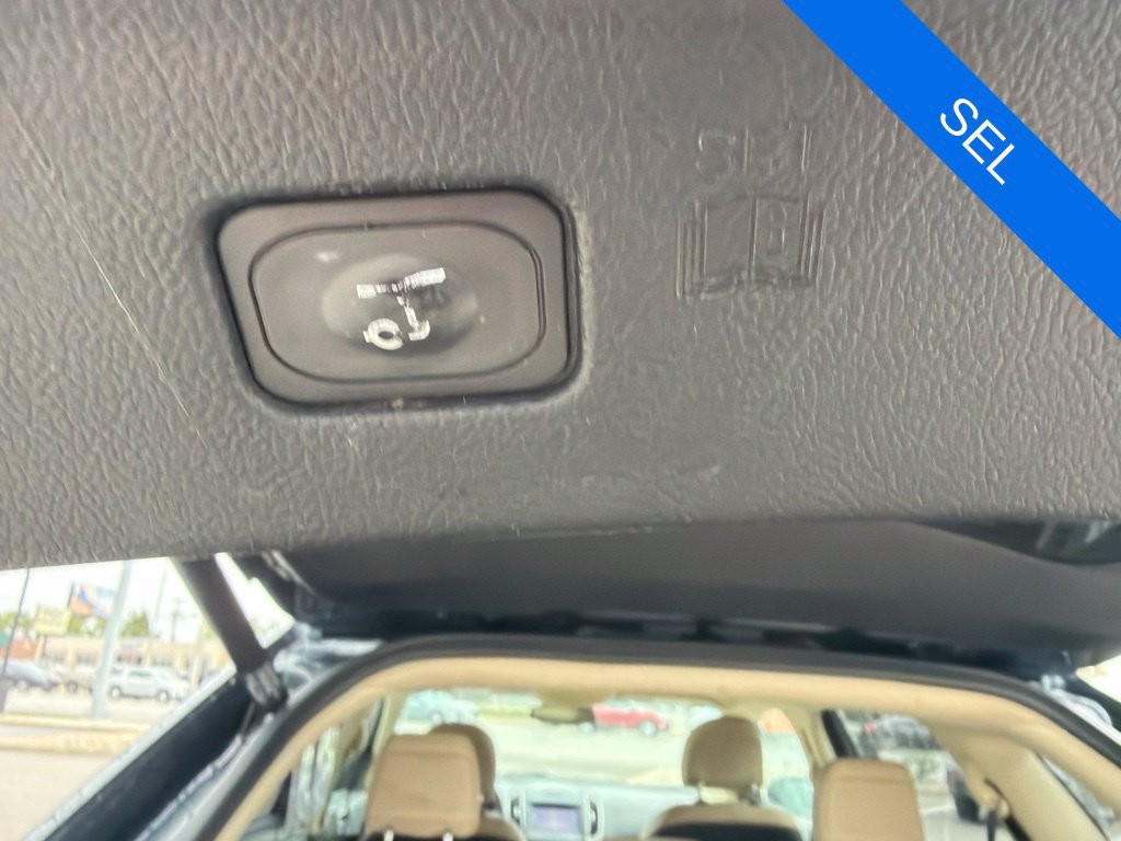Used 2019 Ford Edge SEL w/ Equipment Group 201A AWD/4WD image 29
