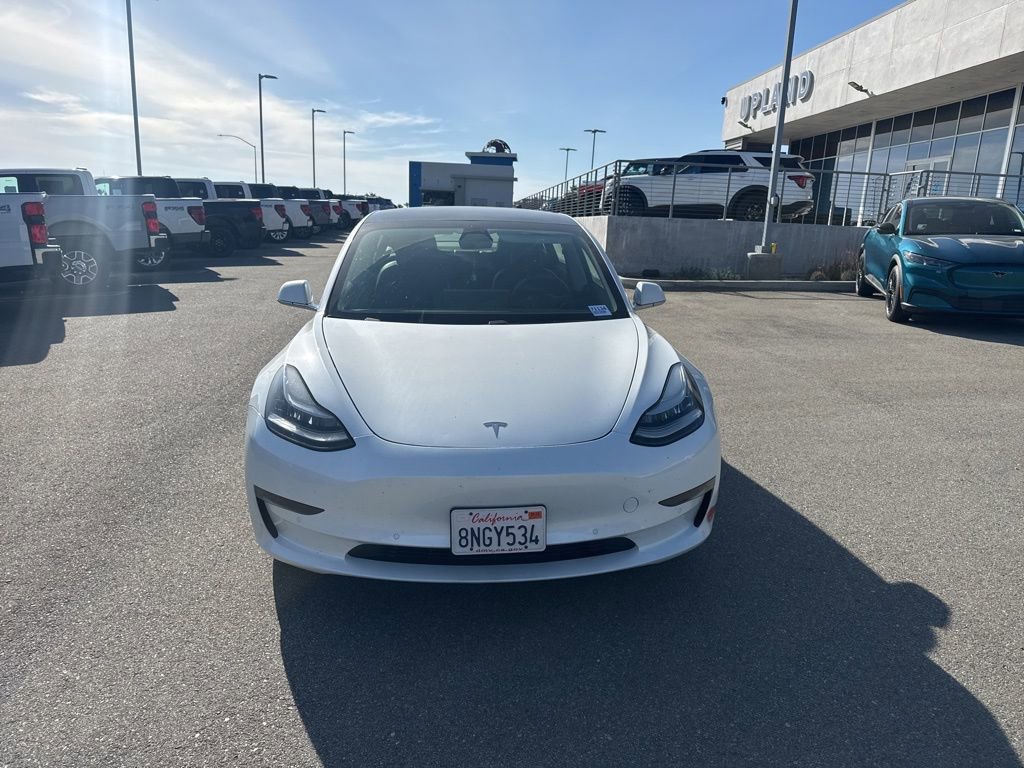 Used 2020 Tesla Model 3 Standard Range Plus image 2