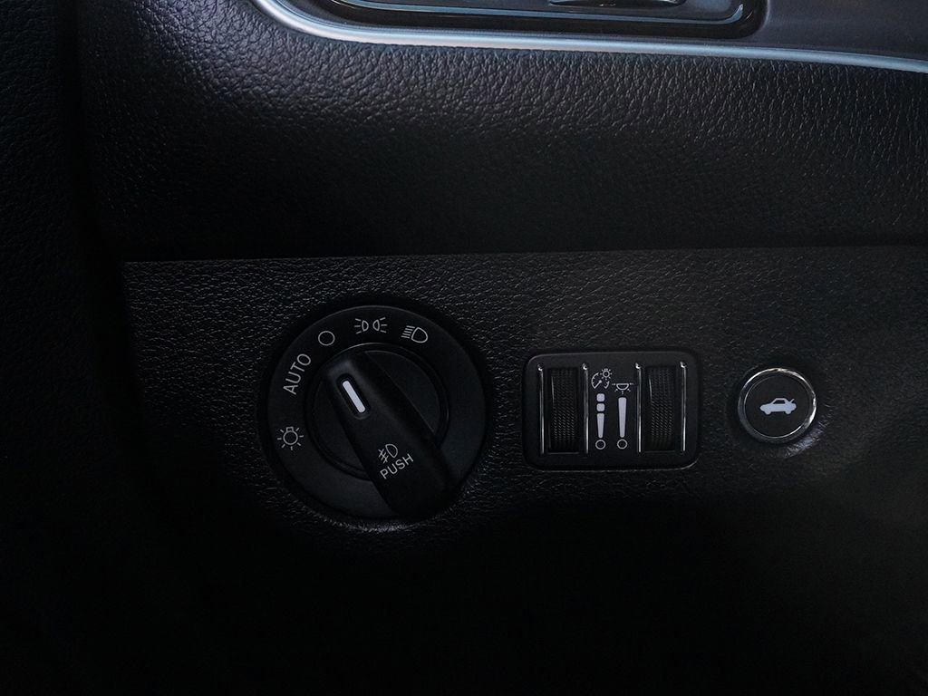 Used 2021 Dodge Challenger R/T Scat Pack RWD image 31