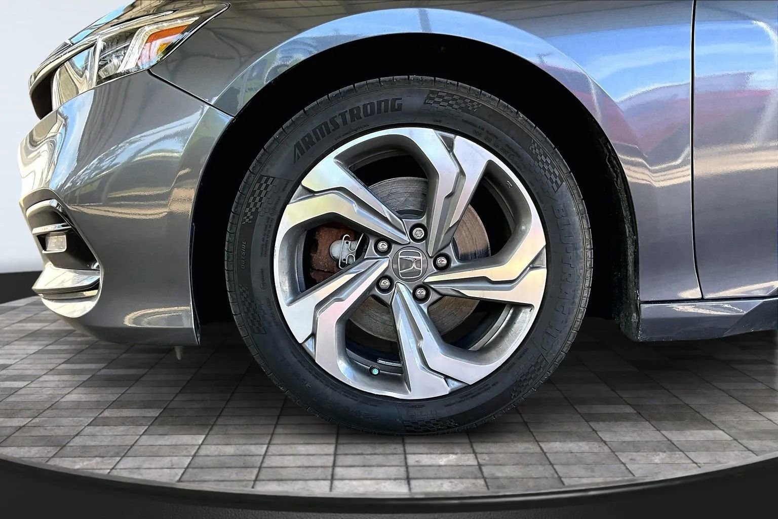 Used 2020 Honda Accord EX-L image 31