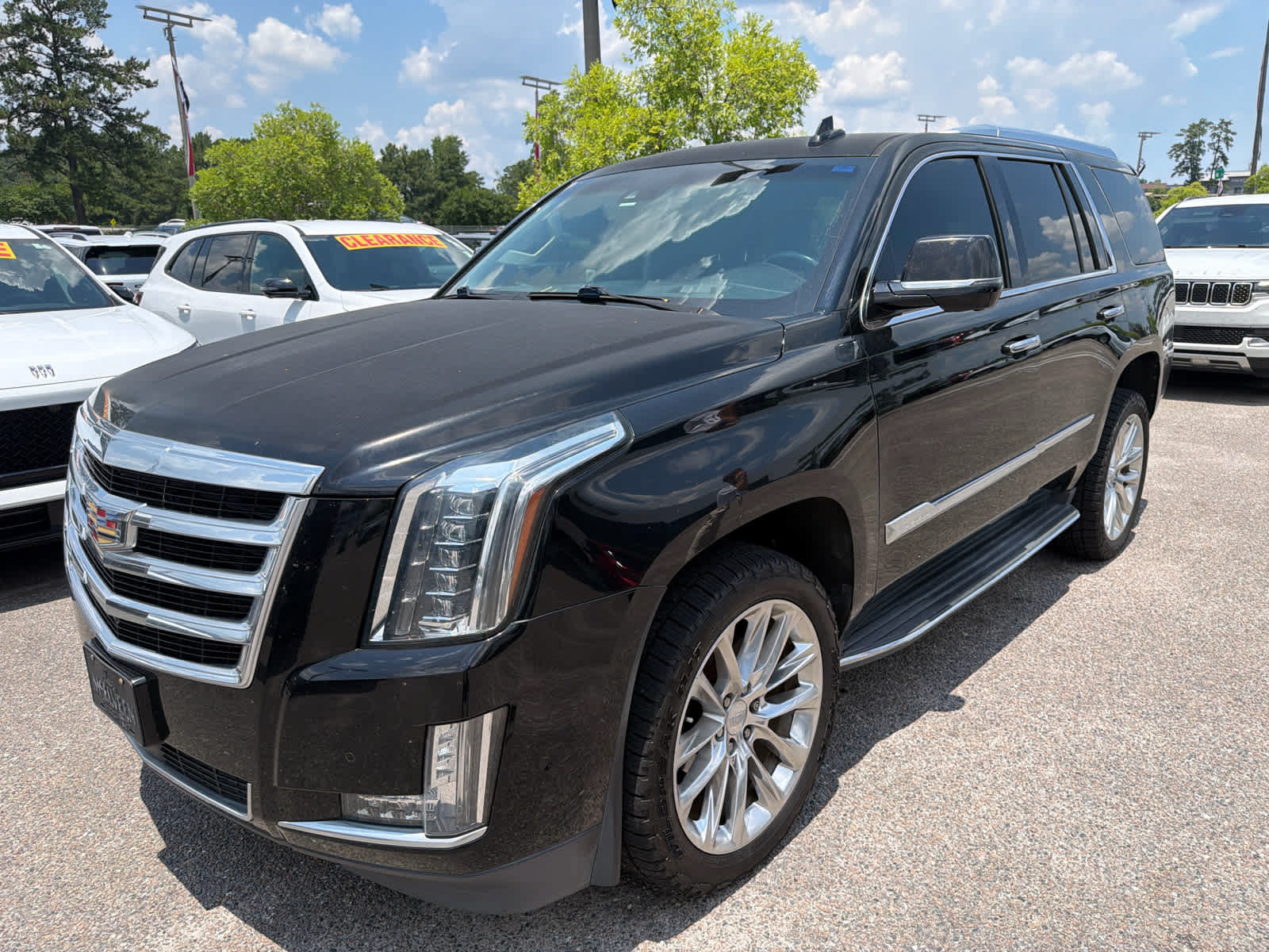 Used 2017 Cadillac Escalade Premium Luxury AWD/4WD image 29
