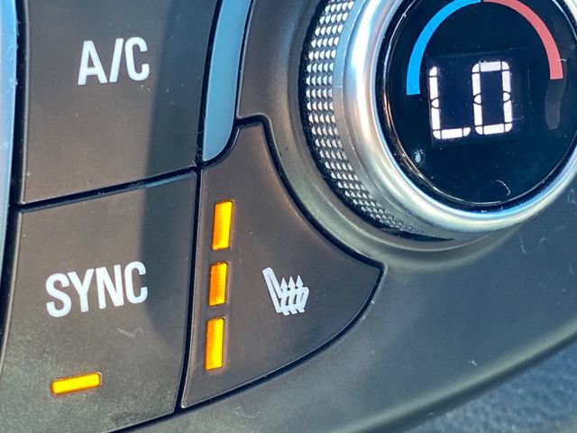 Used 2023 Chevrolet Traverse RS w/ LPO, Floor Liner Package FWD image 30