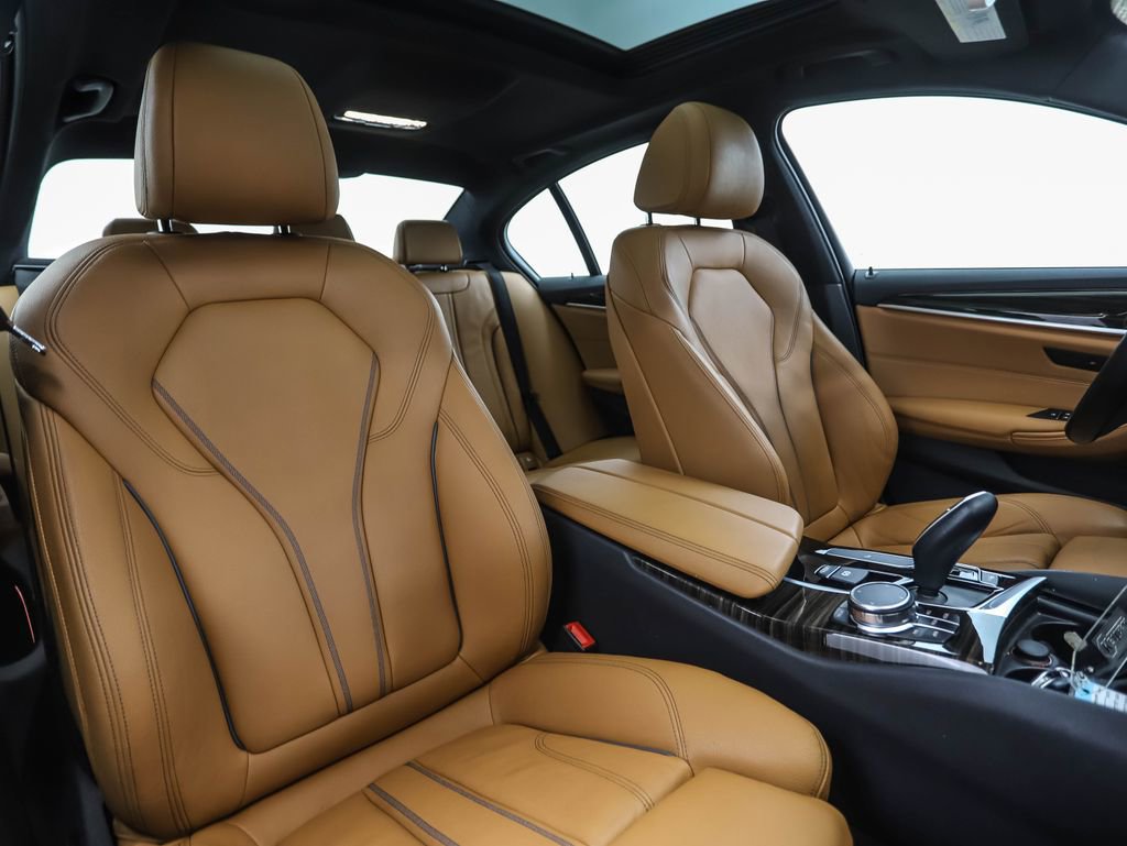 Used 2019 BMW 530i xDrive w/ Convenience Package image 31