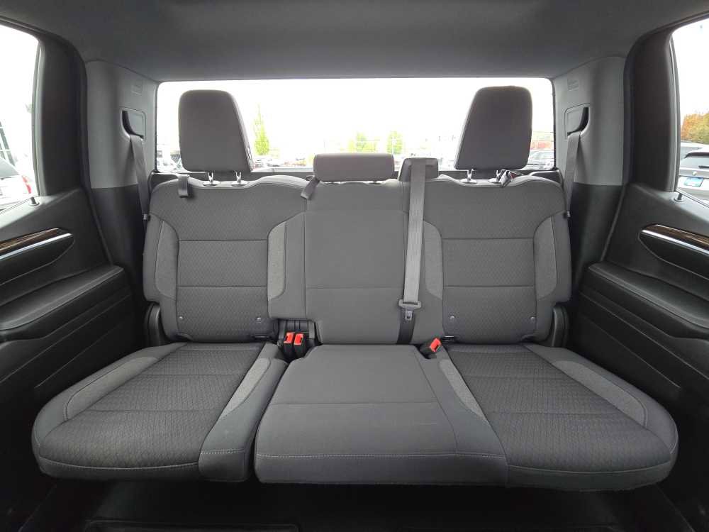 Used 2024 GMC Sierra 1500 SLE image 18