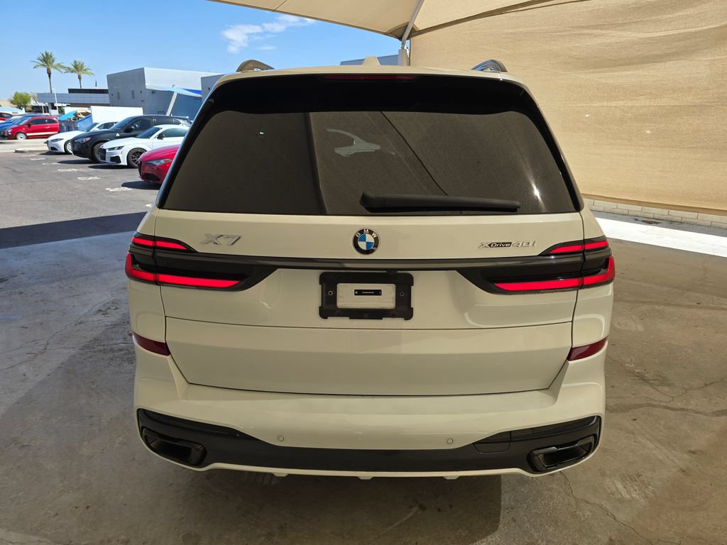Used 2025 BMW X7 xDrive40i w/ Executive Package AWD/4WD image 6