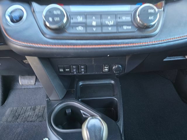 Used 2016 Toyota RAV4 SE AWD/4WD image 17