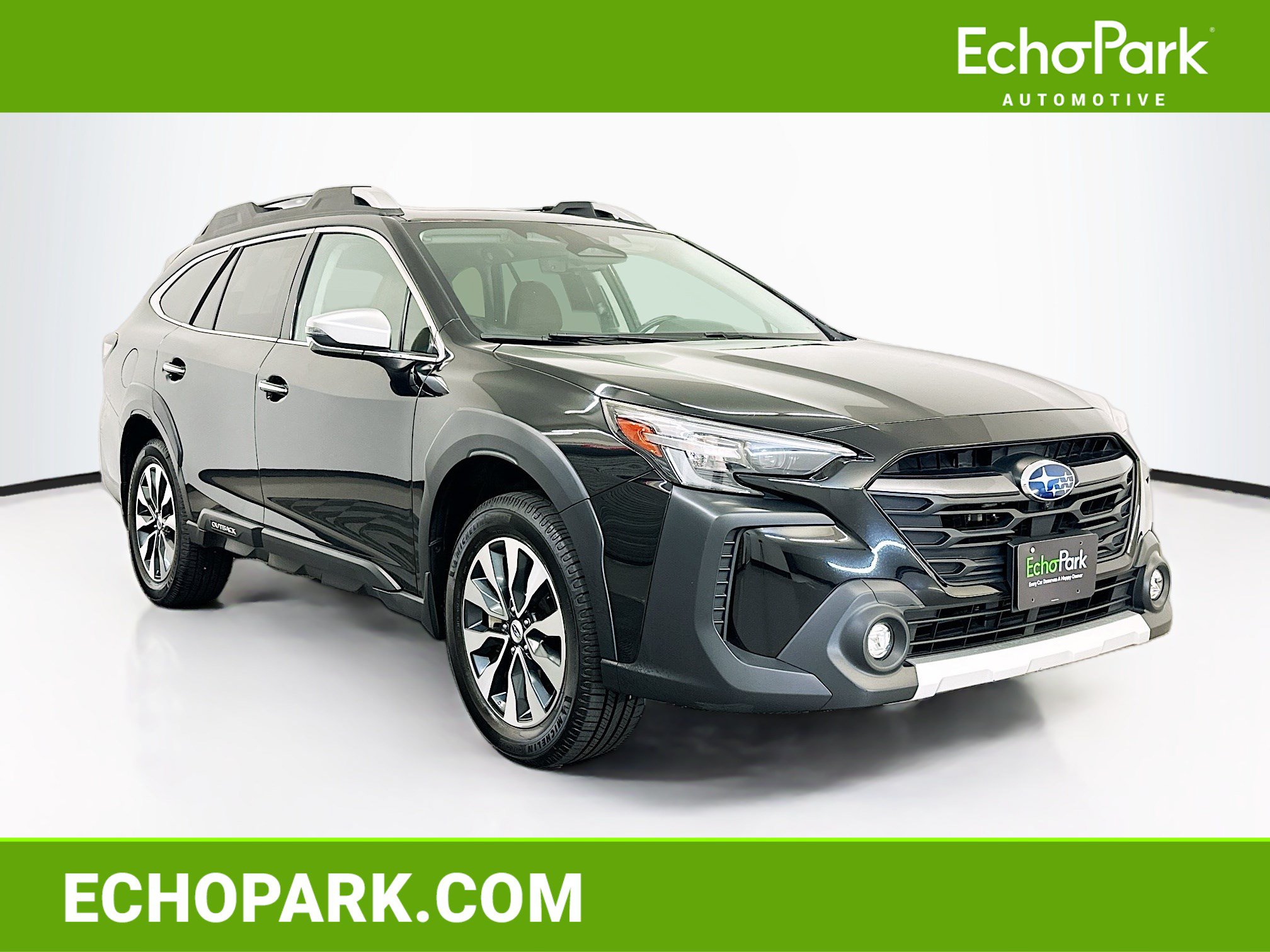 Used 2023 Subaru Outback Touring XT AWD/4WD image 1