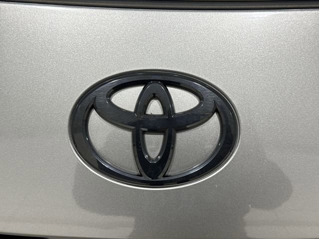 Used 2025 Toyota Camry XSE FWD image 33