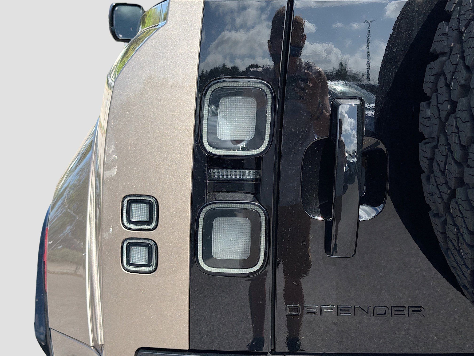 New 2026 Land Rover Defender 110 OCTA image 10