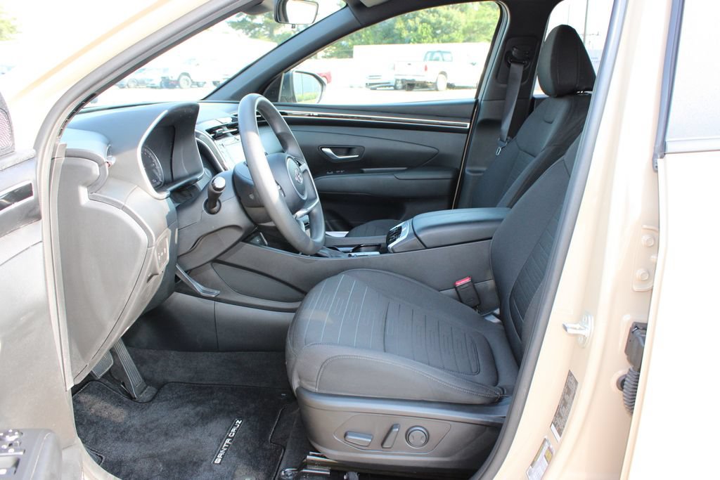 Used 2023 Hyundai Santa Cruz SEL FWD image 11