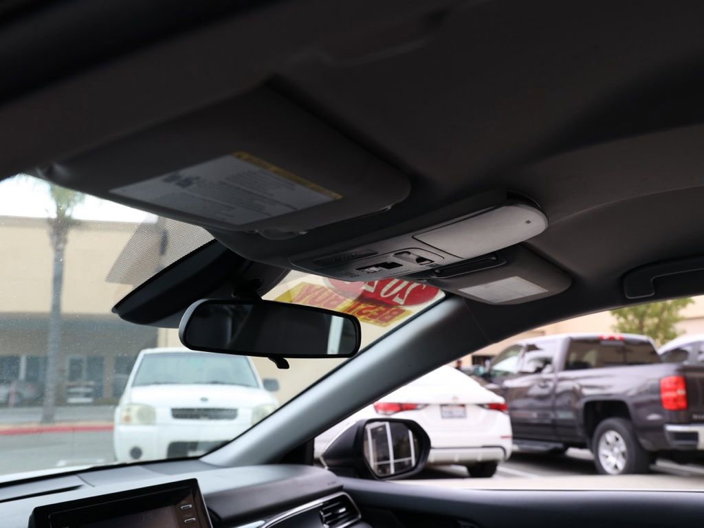 Used 2024 Toyota Camry SE FWD image 13