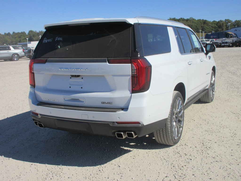 New 2026 GMC Yukon XL Denali Ultimate image 4