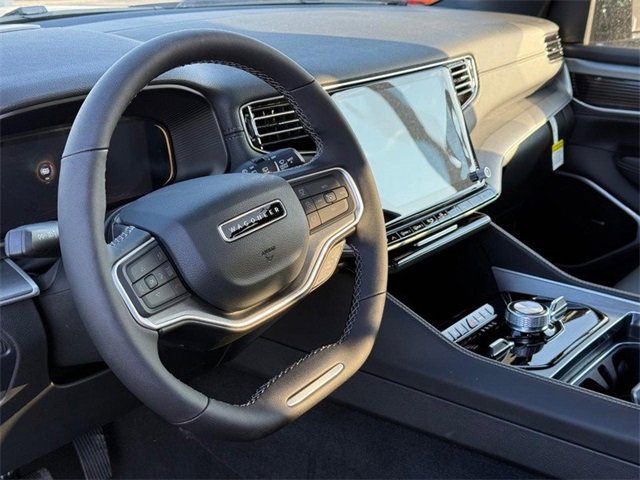 New 2025 Jeep Wagoneer L Series III image 21