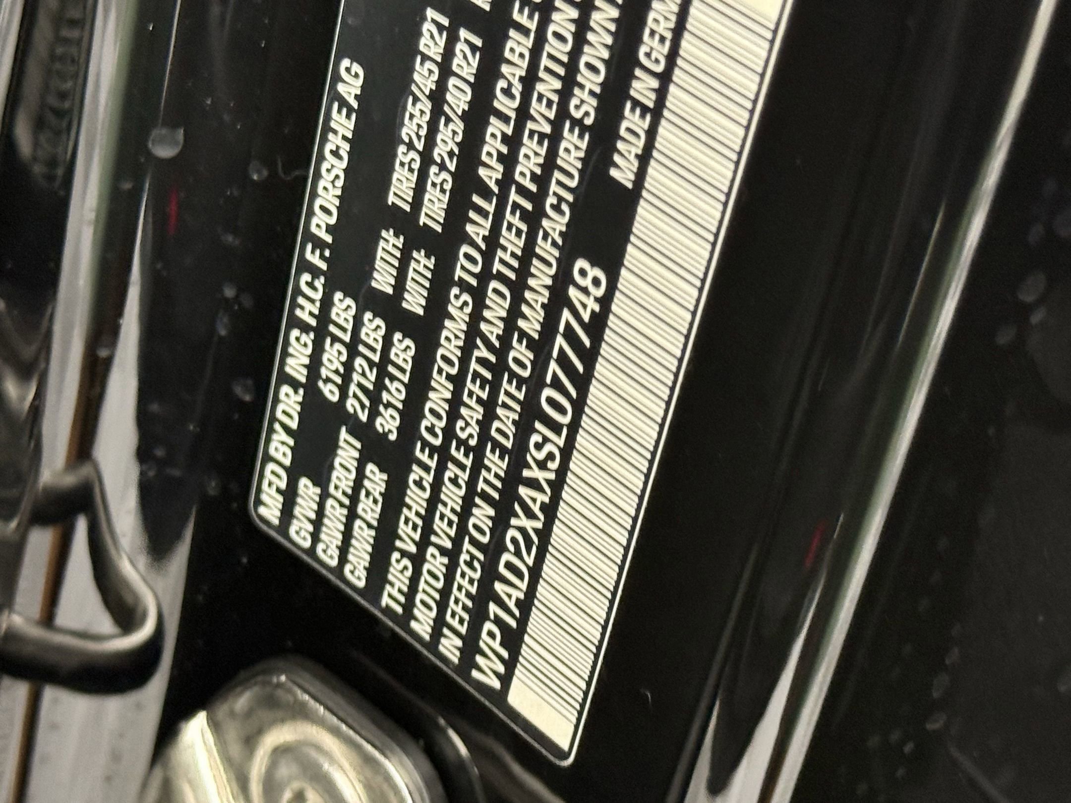 New 2025 Porsche Macan Electric image 22