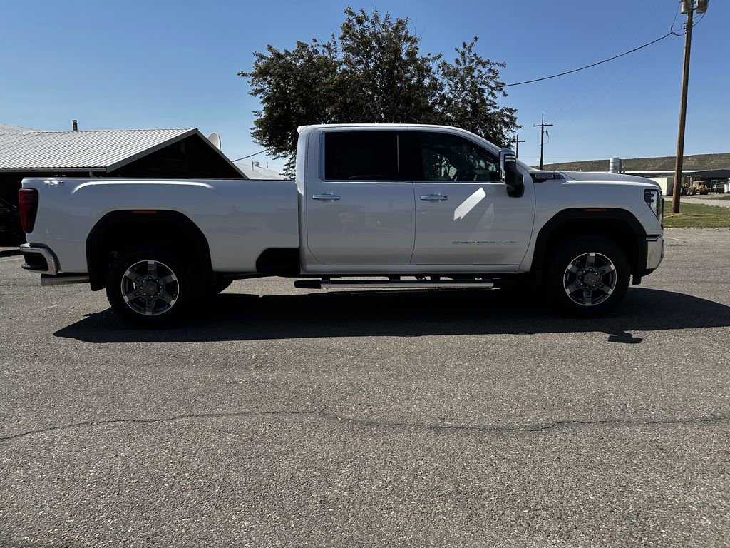 New 2025 GMC Sierra 2500 SLT w/ SLT Premium Package image 20