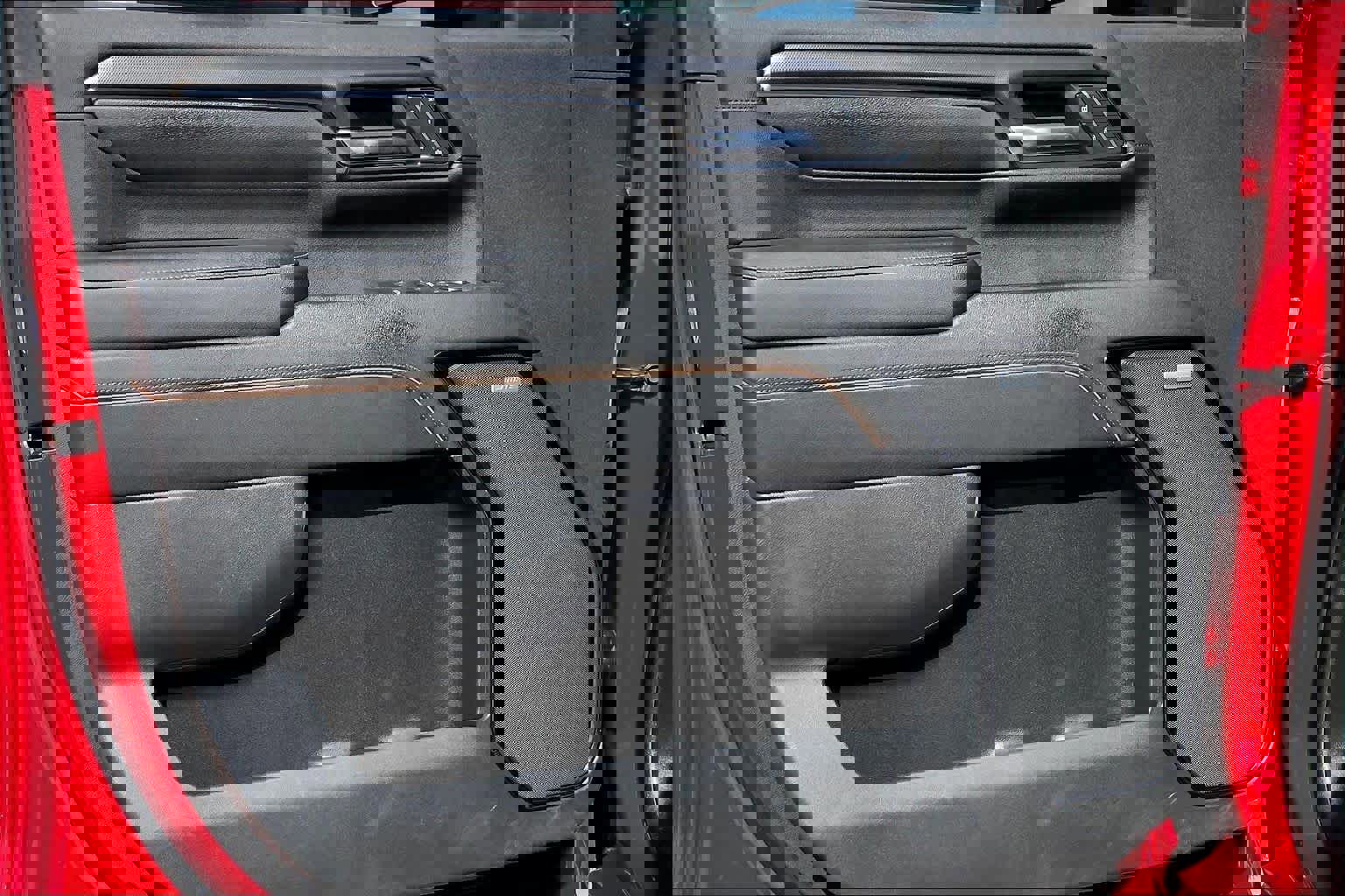 Used 2024 GMC Sierra 2500 AT4 w/ AT4 Premium Plus Package image 22