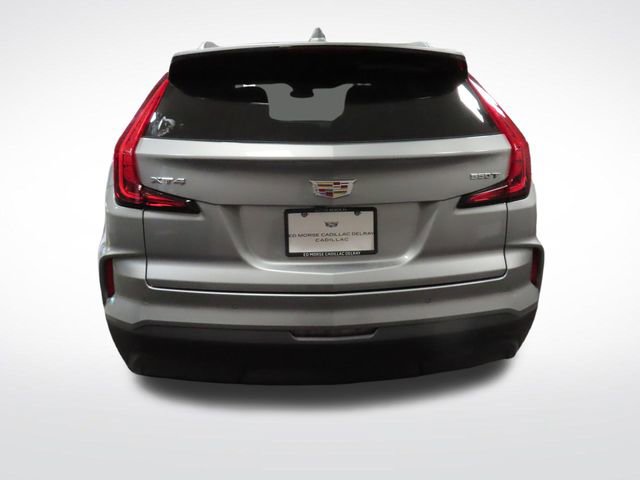 Used 2024 Cadillac XT4 Luxury w/ Cold Weather Package FWD image 4