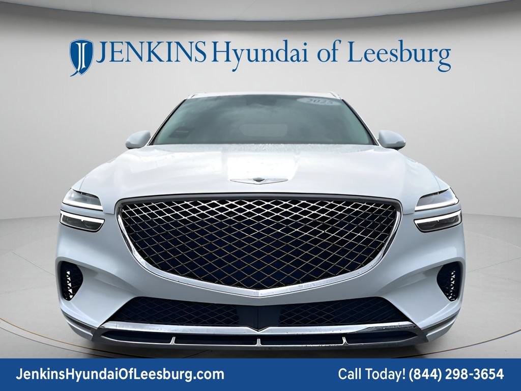 Used 2025 Genesis GV70 2.5T AWD/4WD image 8