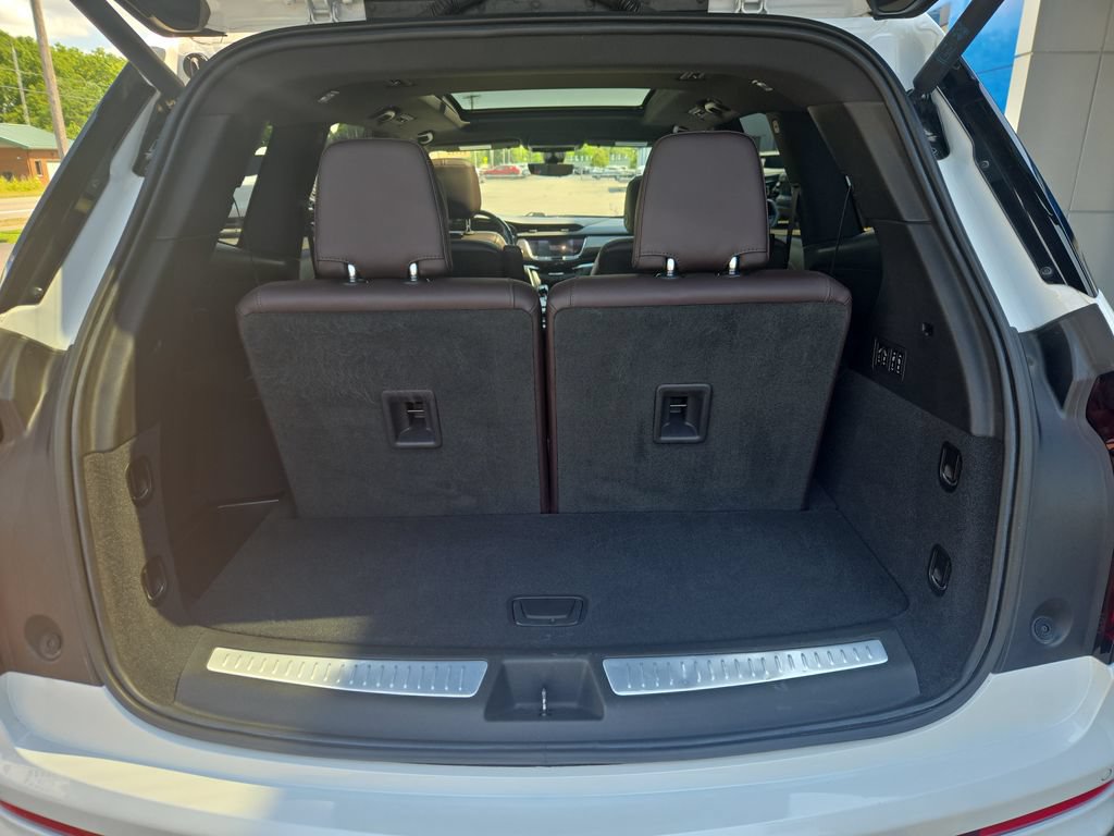 Certified 2020 Cadillac XT6 Premium Luxury AWD/4WD image 11