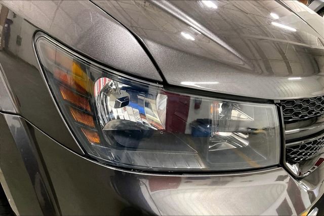 Used 2017 Dodge Journey Crossroad w/ Rear Seat Video Group I FWD image 29