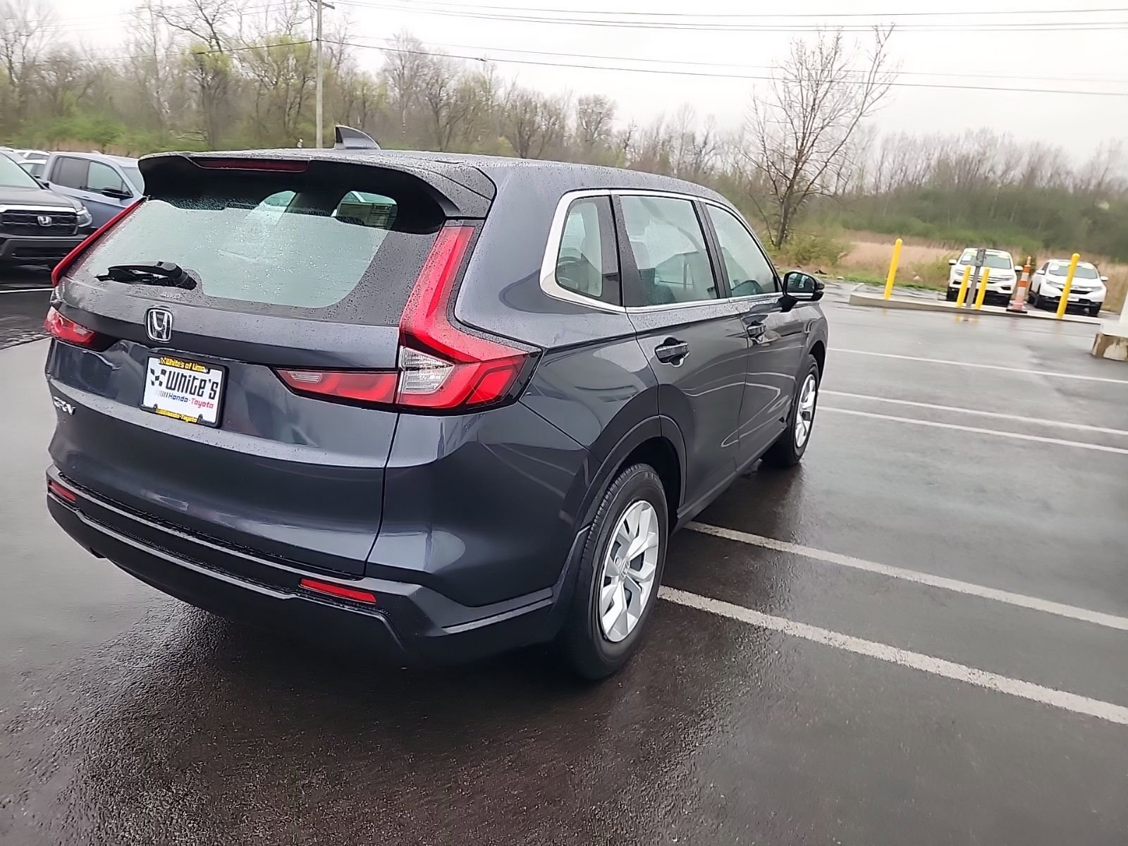 Used 2024 Honda CR-V LX image 6