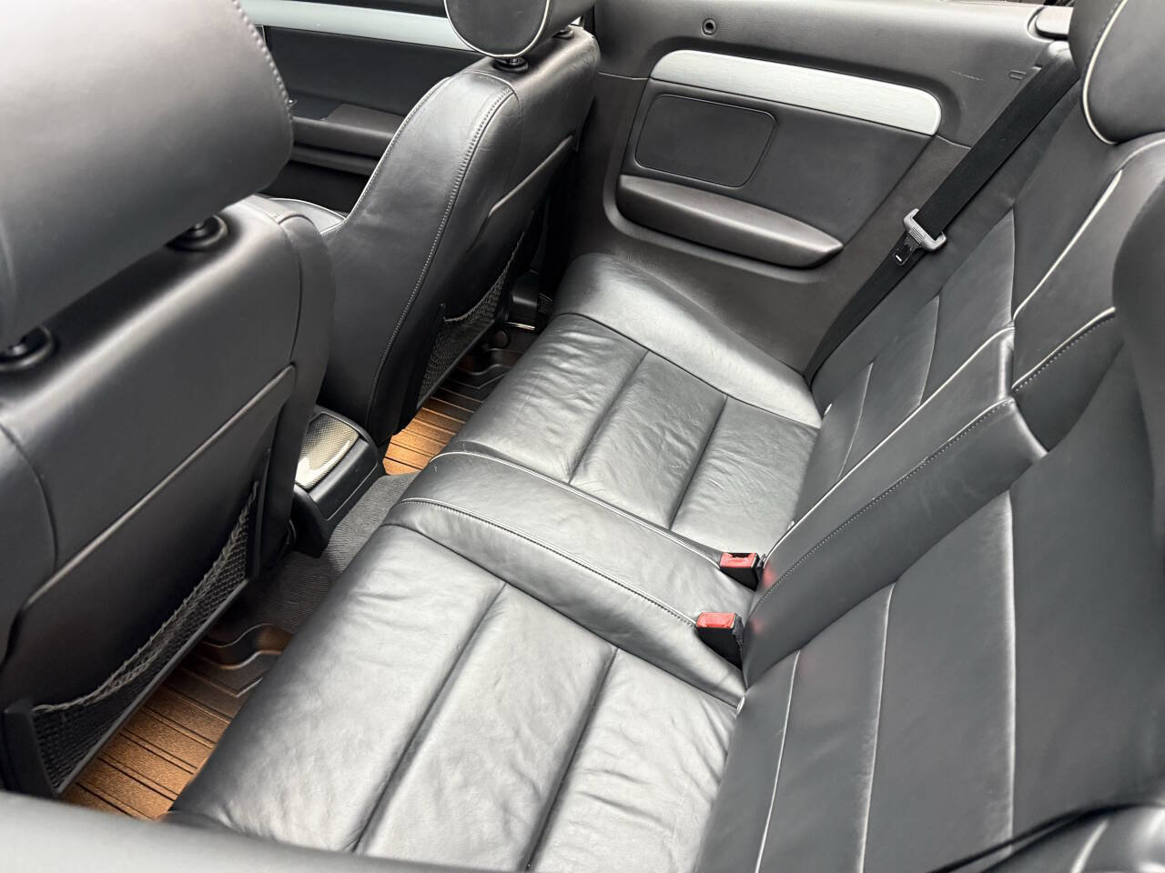 Used 2009 Audi S4 Cabriolet image 35