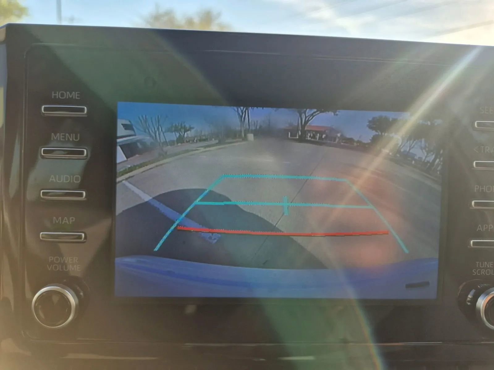 Used 2020 Toyota Corolla L FWD image 22