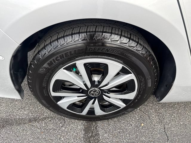 Used 2018 Toyota Prius Prime Advanced FWD image 14